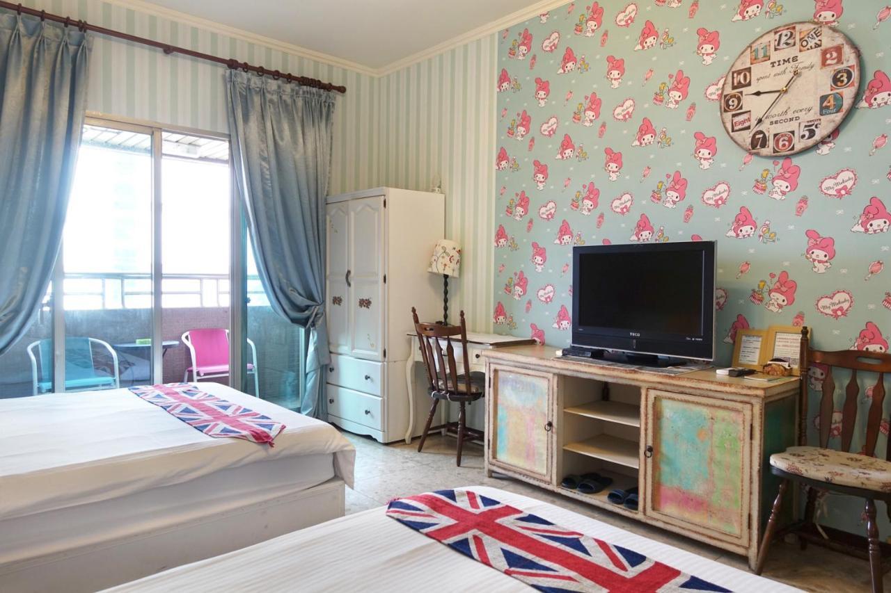 อาร์ตอายส์ ธีม สวีท ซันเต่า ฮอลล์ Hotel เกาสง ภายนอก รูปภาพ