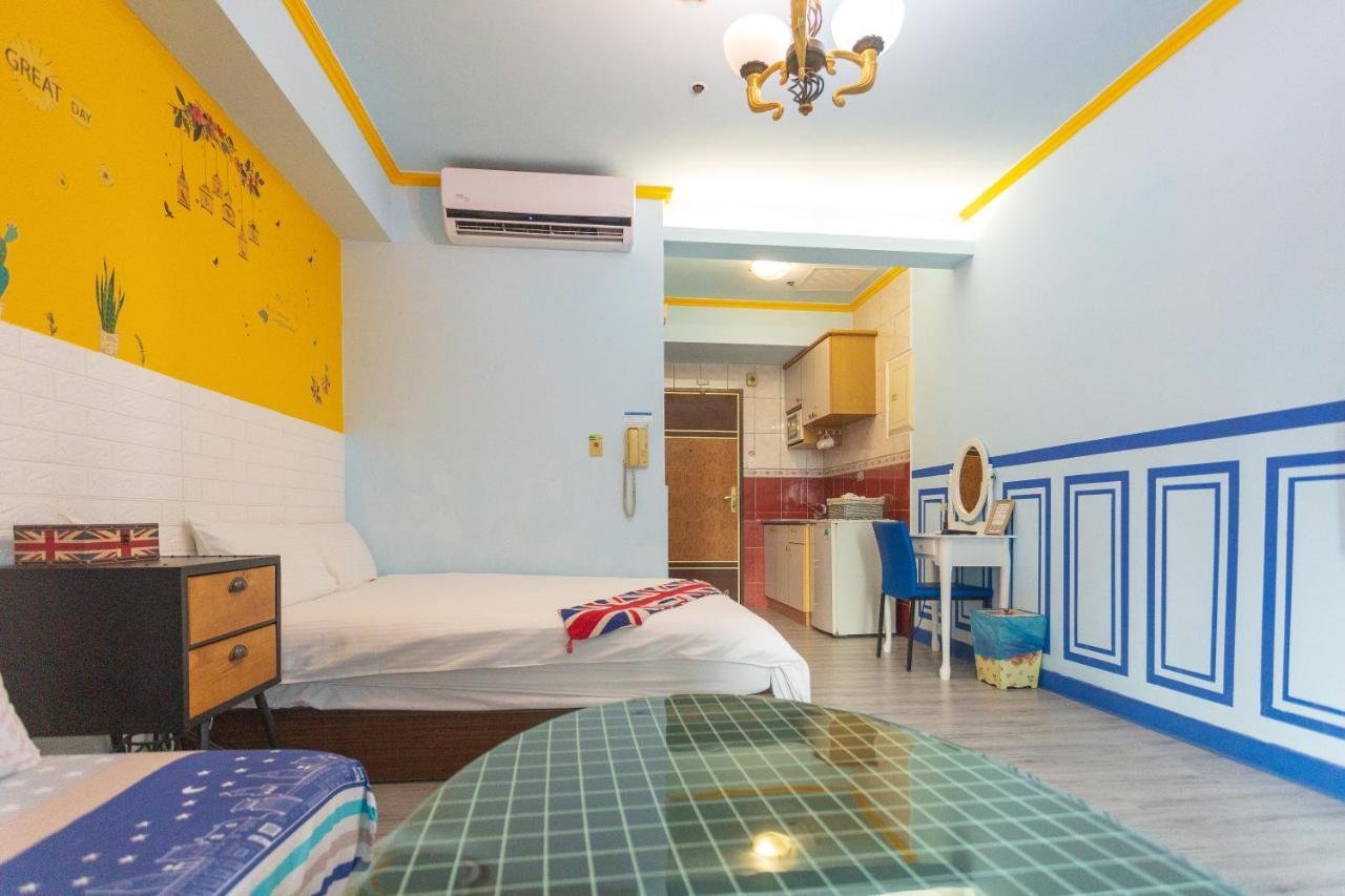 อาร์ตอายส์ ธีม สวีท ซันเต่า ฮอลล์ Hotel เกาสง ภายนอก รูปภาพ
